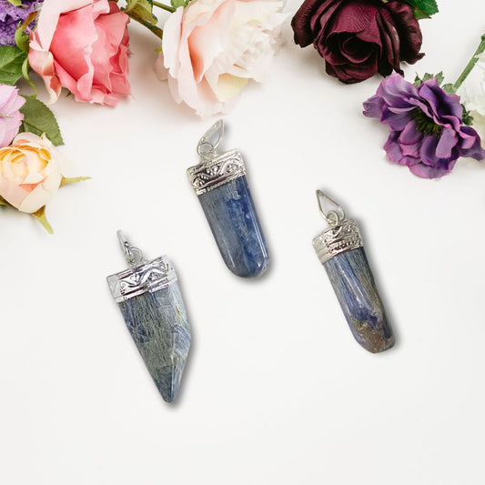 Natural Blue Kyanite pendant for communication skills and clarity